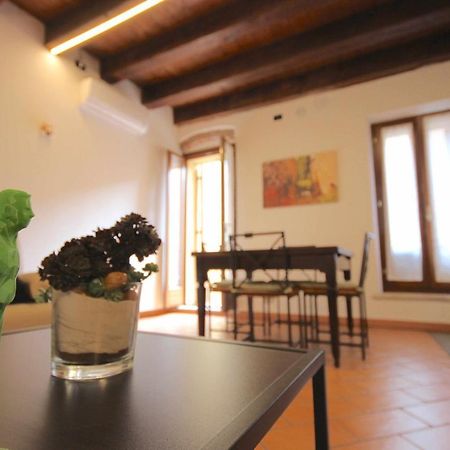 Case Vr Holiday Casa Di Mezzo Vérone Extérieur photo