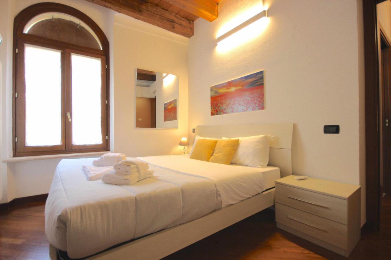 Case Vr Holiday Casa Di Mezzo Vérone Extérieur photo