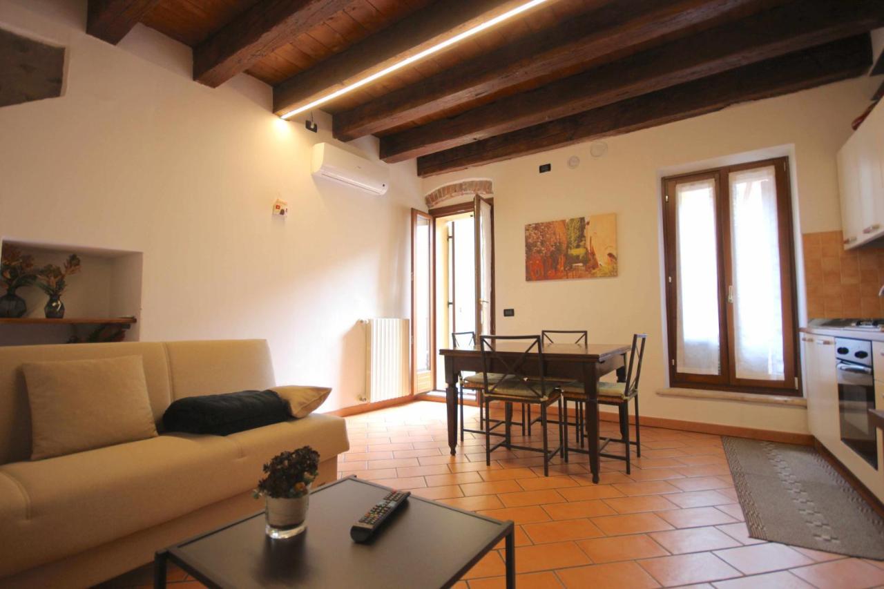 Case Vr Holiday Casa Di Mezzo Vérone Extérieur photo