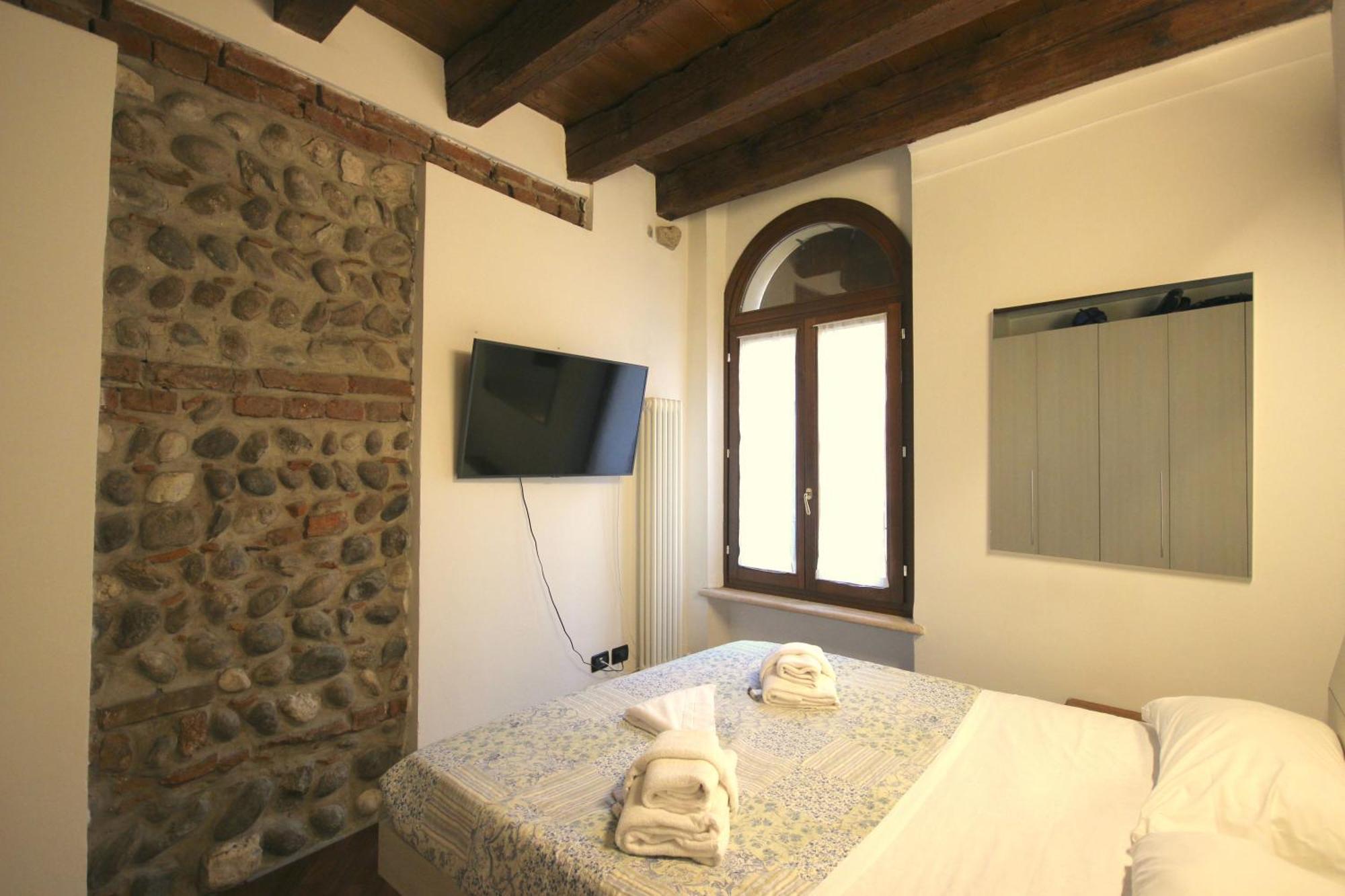Case Vr Holiday Casa Di Mezzo Vérone Extérieur photo